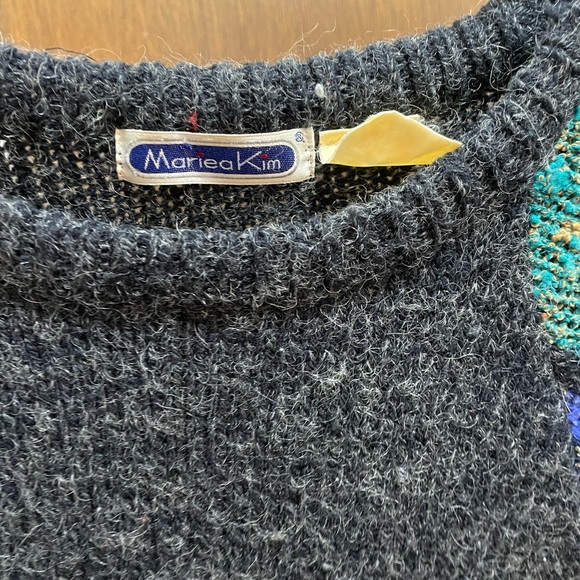 Mariea Kim Vintage Sweater - Picture 7 of 7
